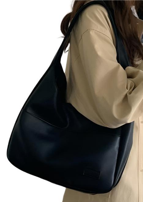 classique black hung